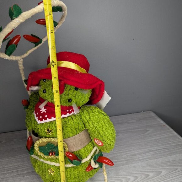 Collections ETC Christmas Holiday Saguaro Cowboy Animated Musical Cactus - Picture 15 of 16